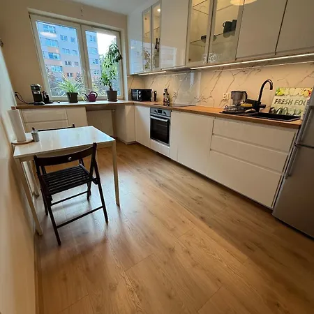 Apartment Comfortable Near Center Wroclaw